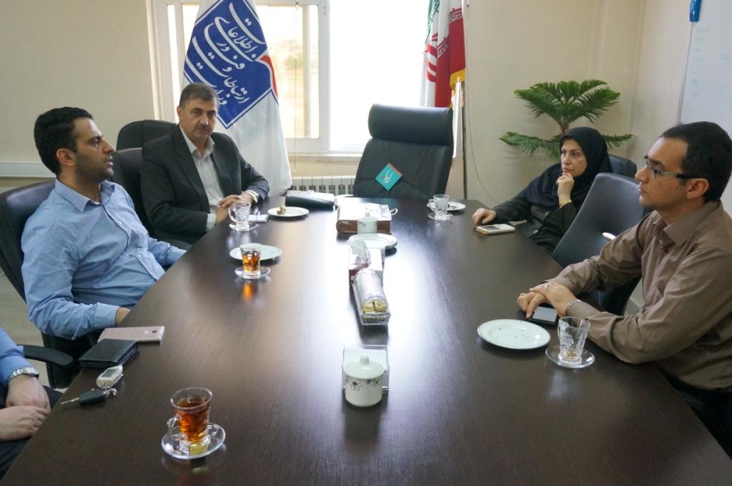 نشست هم اندیشی با مسئولان دانشگاه گلستان
