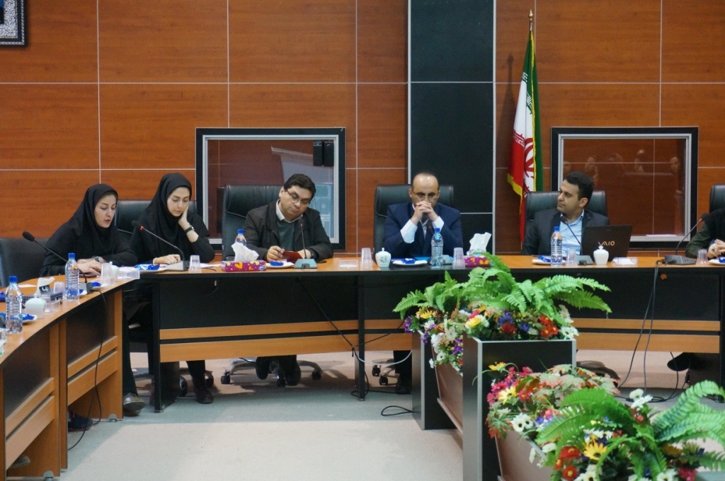 32