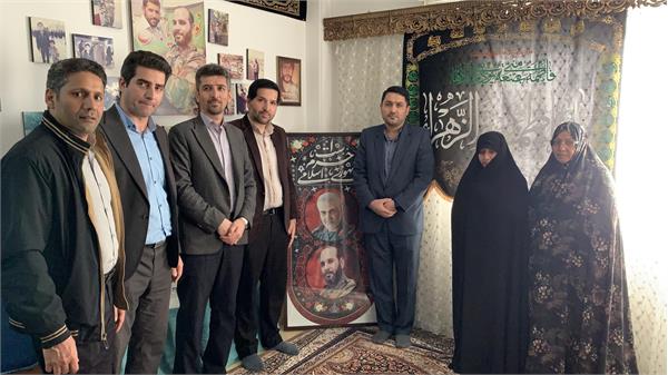 دیدار با خانواده شهید مدافع حرم افشین ذورقی به مناسبت هفته بسیج