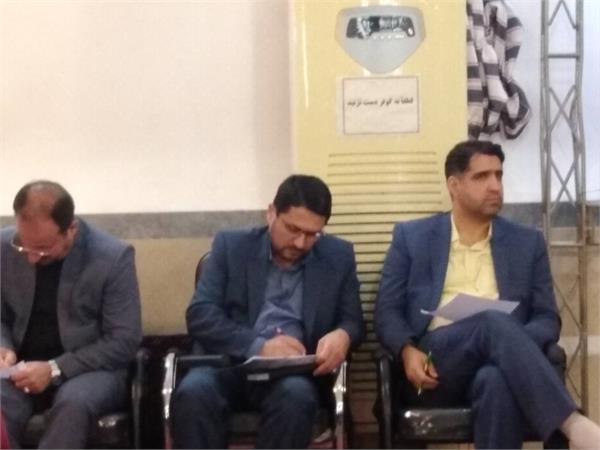 سنگدوین میزبان میز خدمت مدیران استانی