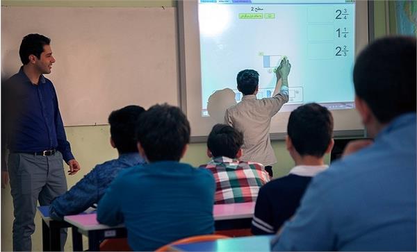 کلیه مدارس گلستان هوشمند می شوند