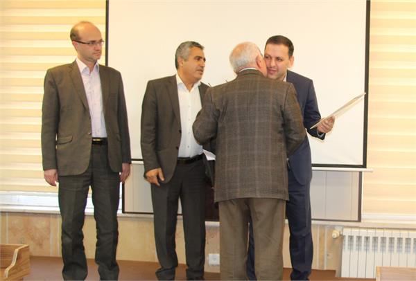 از عوامل طرح پایش وضعیت ارتباط روستایی استان تقدیر شد